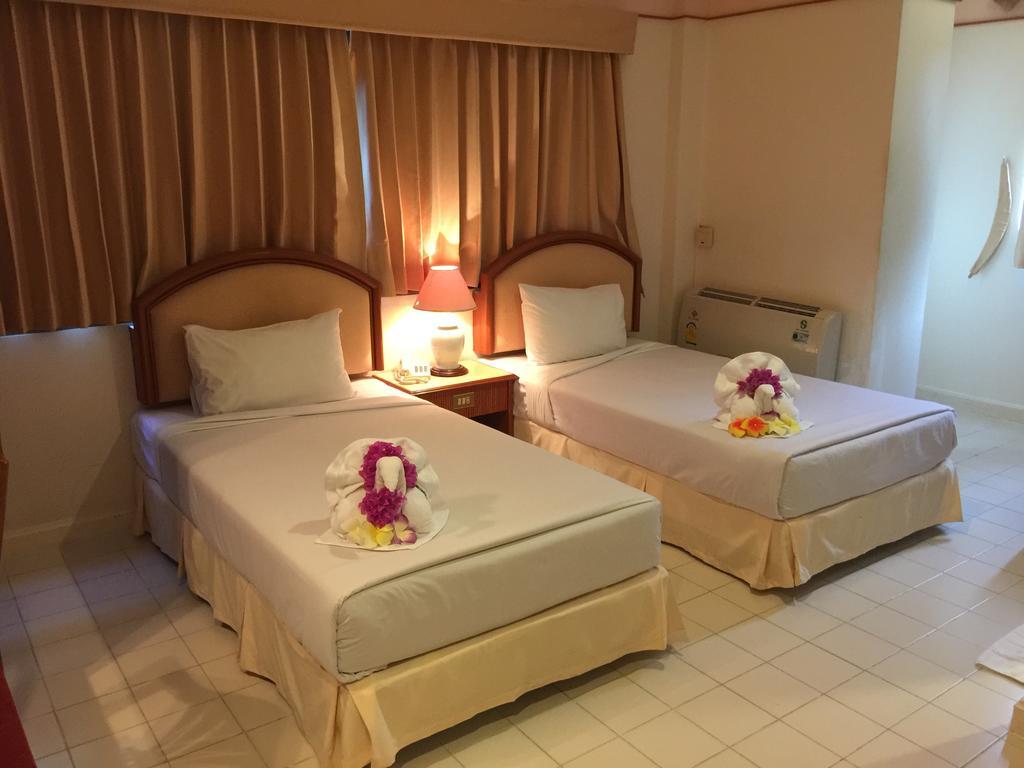 فندق سمايل إن باتونج Patong المظهر الخارجي الصورة